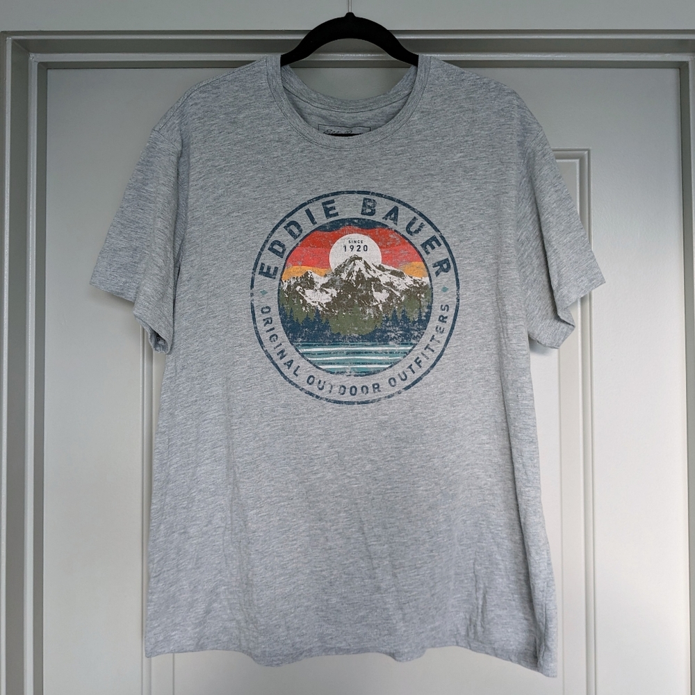 Eddie Bauer grey mountain t-shirt